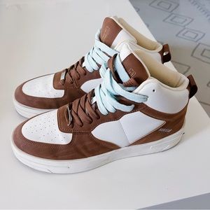 Bershka women’s high-top sneakers in size 9